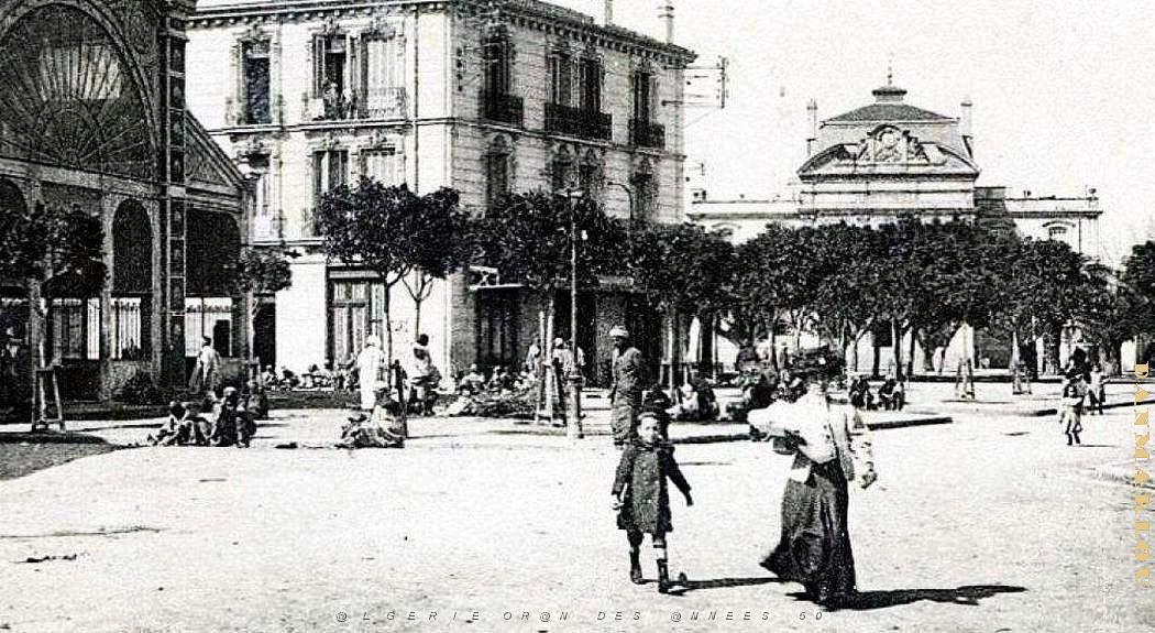 2380- Maison-Carree - Place du Marche2 - 1925.jpg
